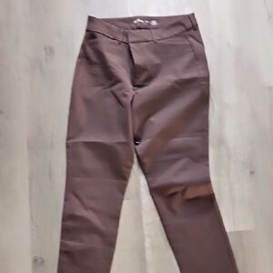 Old Navy Chocolate Pixie Pants